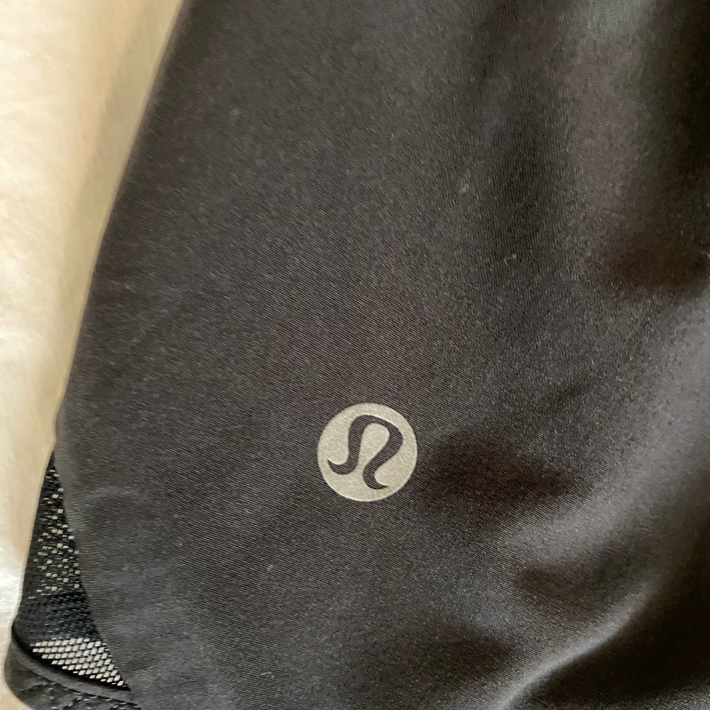 Lululemon Reversible Short - image 4